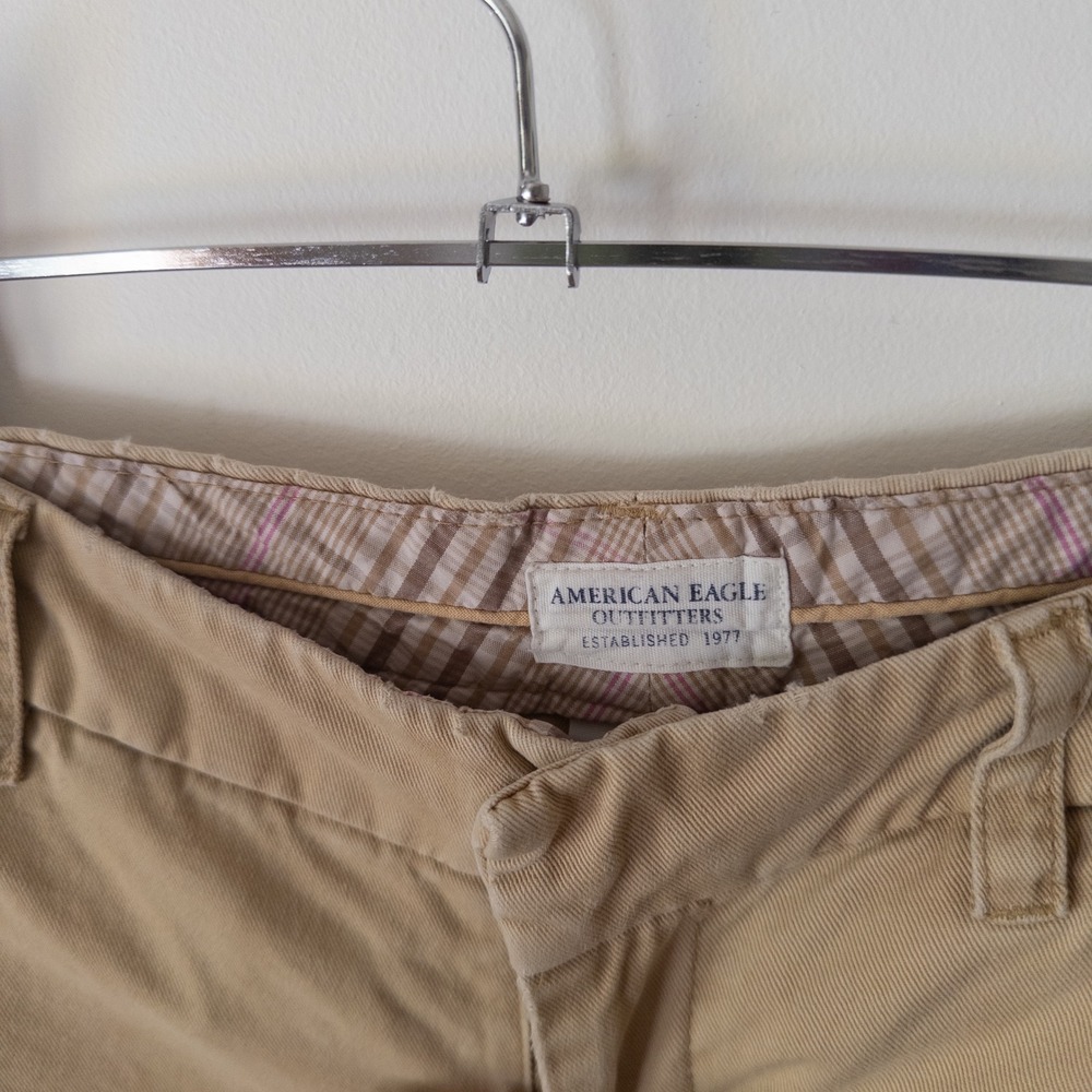 Y2K‎ American Eagle Khaki Bermuda Shorts 4 Classic Preppy Chino Mall Neutral Tan - Picture 3 of 6